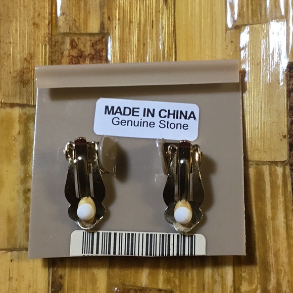 Coldwater Creek Tiger’s Eye clip on earrings - Picture 2 of 6